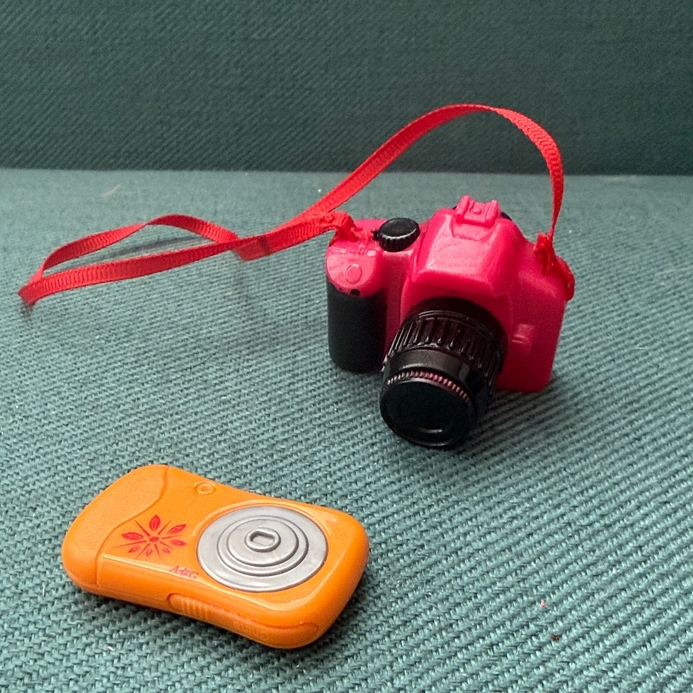 Our Generation Camera Set for 18" Dolls - Picture 7 of 7